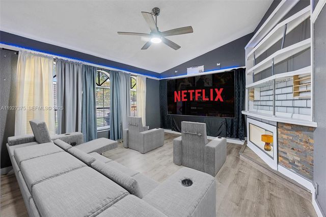 5197 NW 58th Ter, Coral Springs, FL 33067