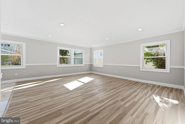 64 GAMEWELL LN, Willingboro, NJ 08046