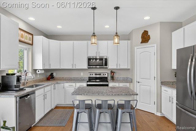 14172 Burlwood Lane, Van Buren, MI 48111