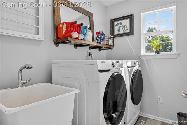 14172 Burlwood Lane, Van Buren, MI 48111