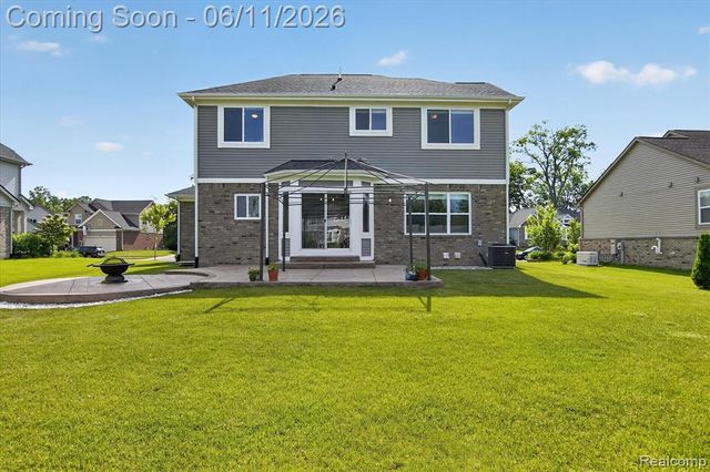 14172 Burlwood Lane, Van Buren, MI 48111