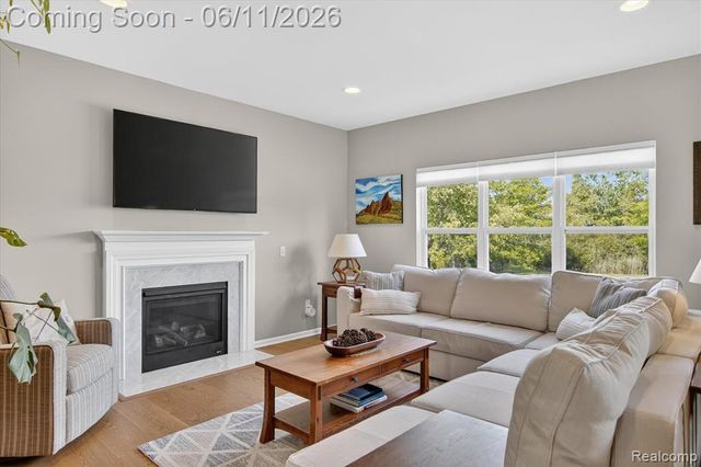 14172 Burlwood Lane, Van Buren, MI 48111