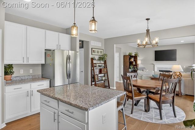 14172 Burlwood Lane, Van Buren, MI 48111