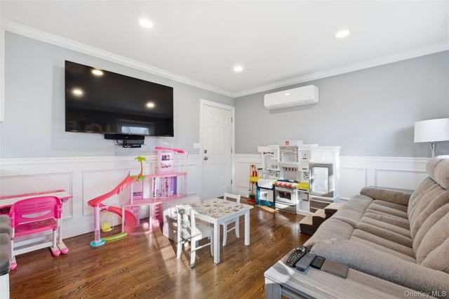 39 Benjamin Road, Mahopac, NY 10541