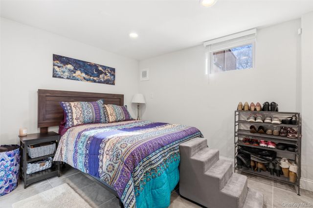 39 Benjamin Road, Mahopac, NY 10541