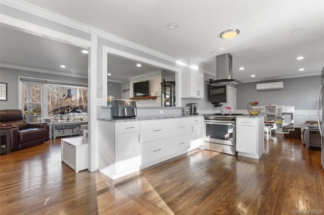 39 Benjamin Road, Mahopac, NY 10541