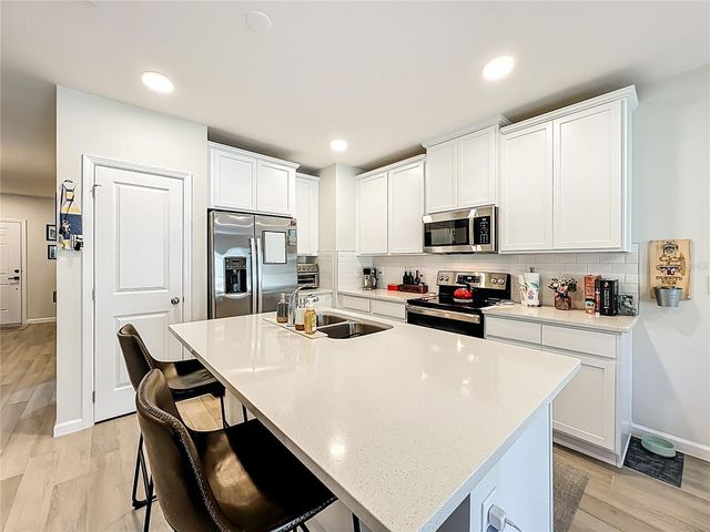 4460 CAMPSITE LOOP, Orlando, FL 32824