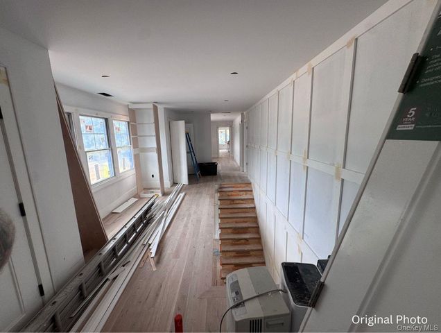 3 Vail Avenue, East Quogue, NY 11942