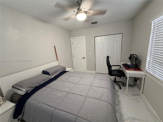 171 E 56th St, Hialeah, FL 33013