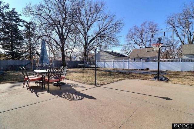 1405 N Lincoln Avenue, Fremont, NE 68025