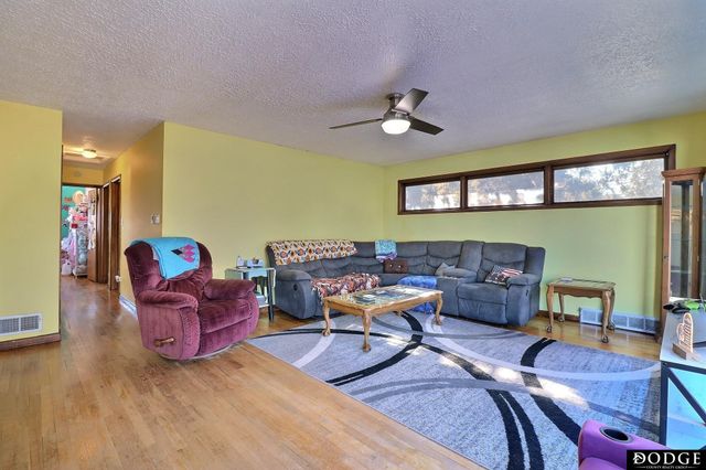 1405 N Lincoln Avenue, Fremont, NE 68025