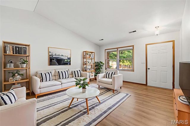 416 Hill Street, Washington, MO 63090