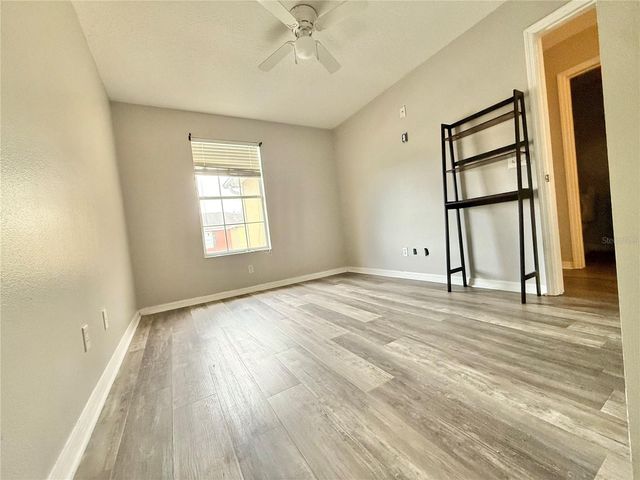 609 CRESTING OAK CIRCLE 98, Orlando, FL 32824