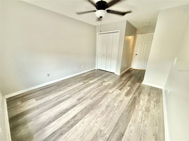 609 CRESTING OAK CIRCLE 98, Orlando, FL 32824