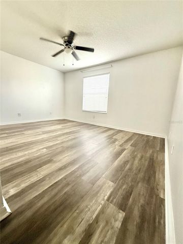 609 CRESTING OAK CIRCLE 98, Orlando, FL 32824