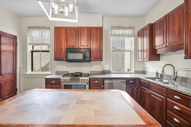 356 Madison Place, Lexington, KY 40508