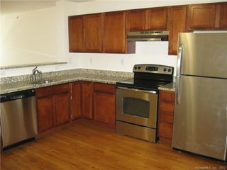 41 Grand Street 302, Danbury, CT 06810