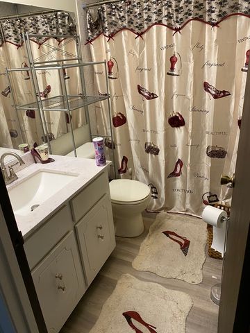 100 Michigan City Road, Calumet City, IL 60409