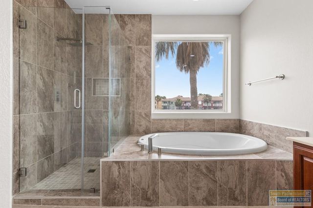 36 Harbor Town, Laguna Vista, TX 78578