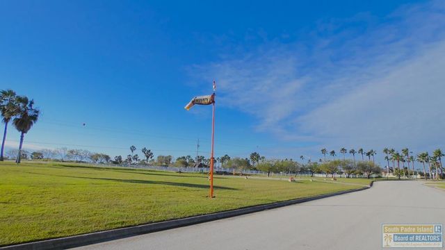 36 Harbor Town, Laguna Vista, TX 78578