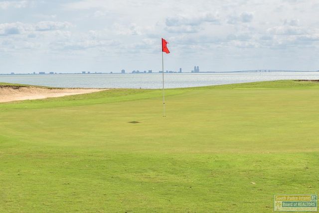 36 Harbor Town, Laguna Vista, TX 78578