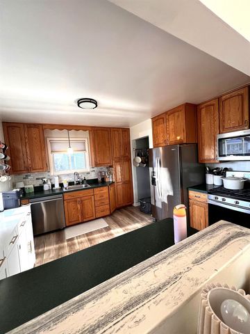 4433 Mayfair Street, Dearborn Heights, MI 48125