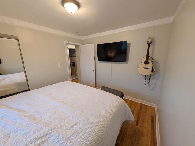 4433 Mayfair Street, Dearborn Heights, MI 48125