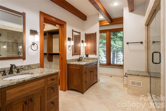4900 Preserve Road, Sylva, NC 28779