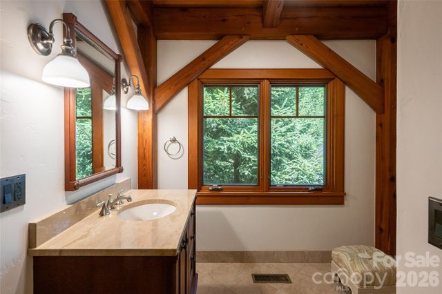 4900 Preserve Road, Sylva, NC 28779