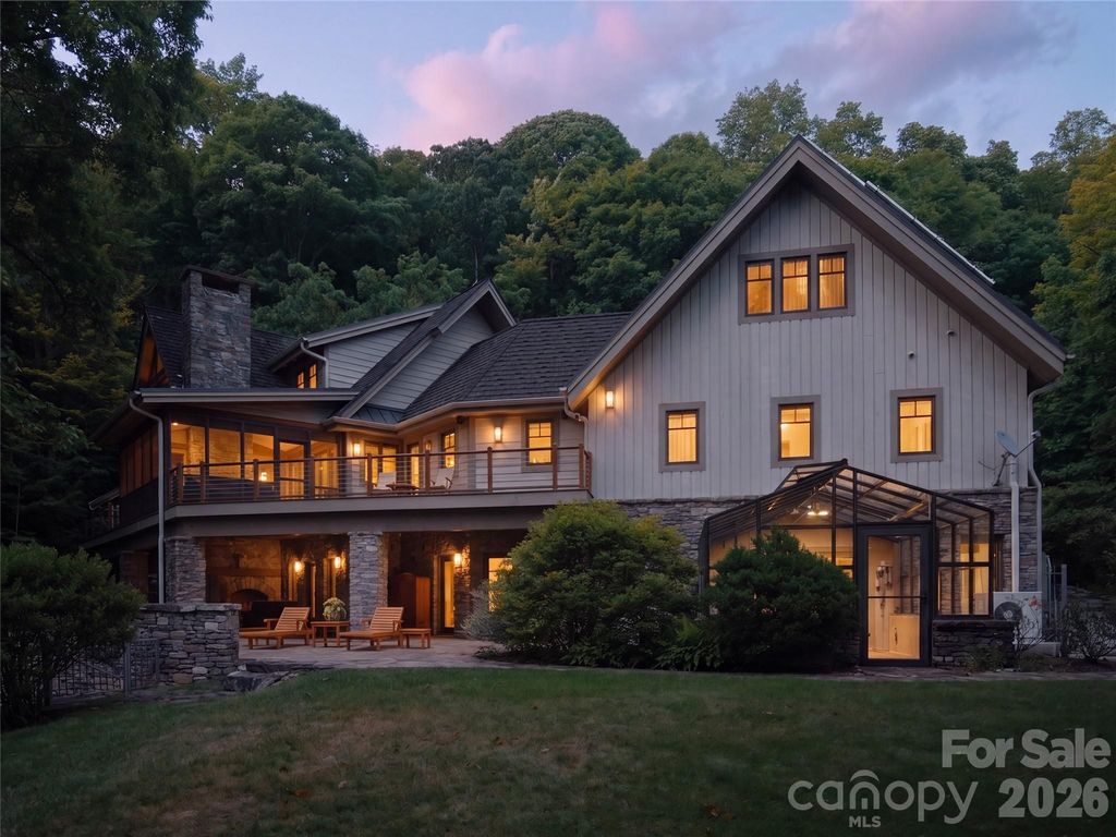 4900 Preserve Road, Sylva, NC 28779