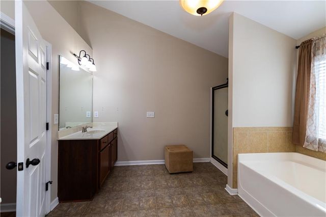 4960 Racquet Court, Duluth, GA 30096