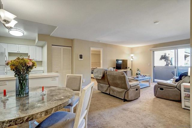 6955 Alvarado 61, San Diego, CA 92120