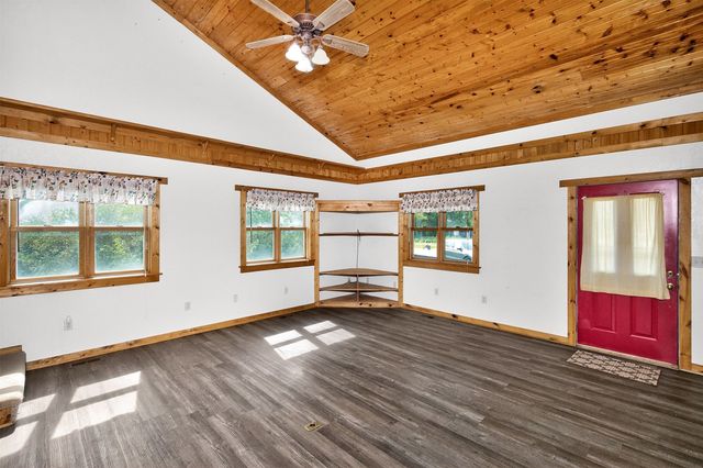 312 Iron Creek Road, Panora, IA 50216