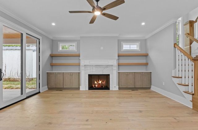 1212 Kastle Road, Lexington, KY 40502