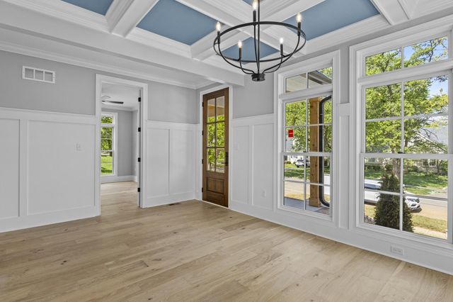 1212 Kastle Road, Lexington, KY 40502