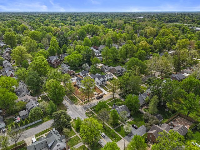 1212 Kastle Road, Lexington, KY 40502