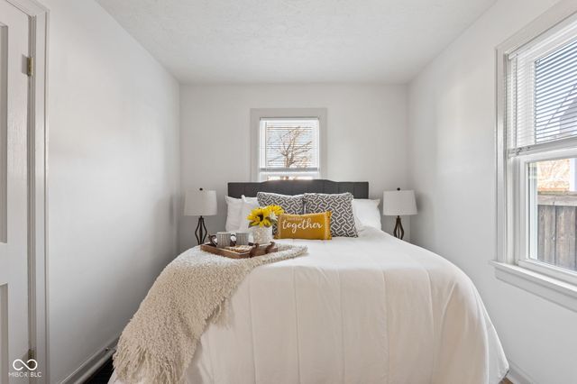 425 N 18th Avenue, Beech Grove, IN 46107