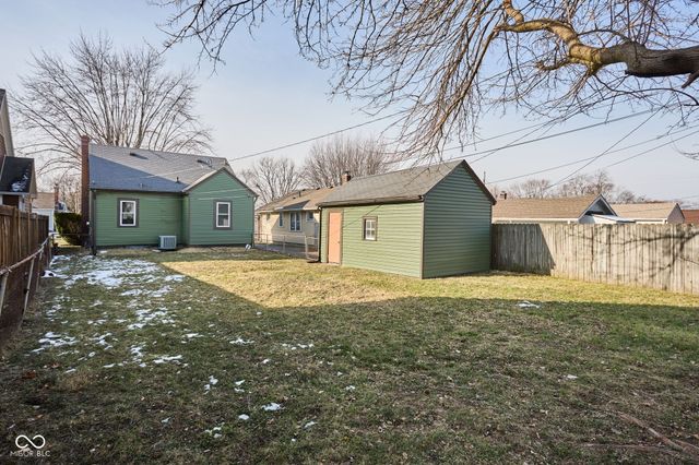 425 N 18th Avenue, Beech Grove, IN 46107