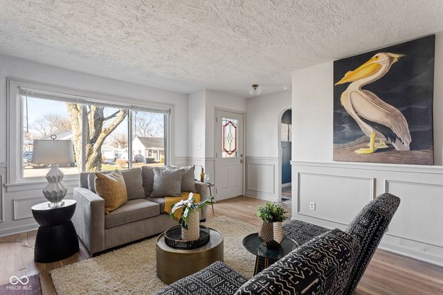 425 N 18th Avenue, Beech Grove, IN 46107