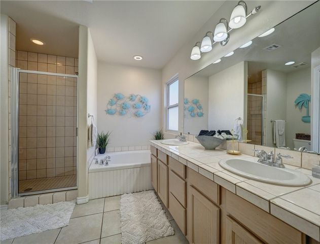 14869 Granada Dr, Corpus Christi, TX 78418