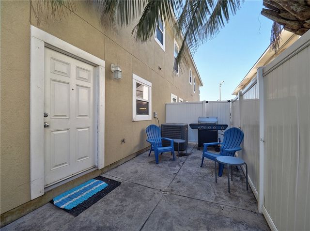 14869 Granada Dr, Corpus Christi, TX 78418