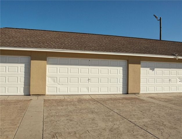 14869 Granada Dr, Corpus Christi, TX 78418