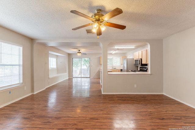 10622 Cavelier, San Antonio, TX 78254
