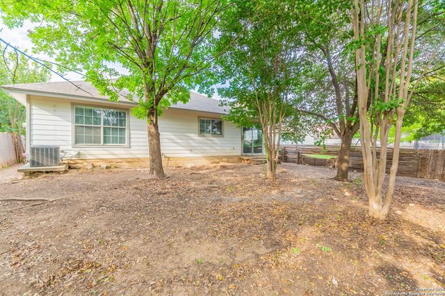 10622 Cavelier, San Antonio, TX 78254