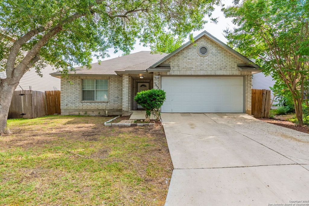 10622 Cavelier, San Antonio, TX 78254