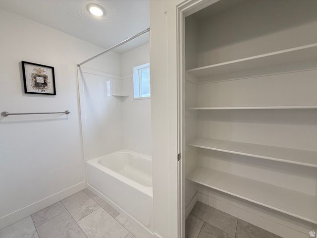 5124 E LAKEFIELD DR, Eagle Mountain, UT 84005