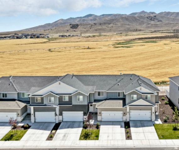 5124 E LAKEFIELD DR, Eagle Mountain, UT 84005