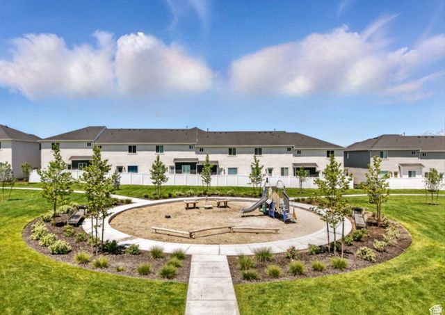 5124 E LAKEFIELD DR, Eagle Mountain, UT 84005