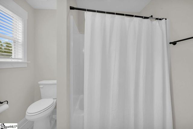 109 W Gunnery Court, Ninety Six, SC 29666