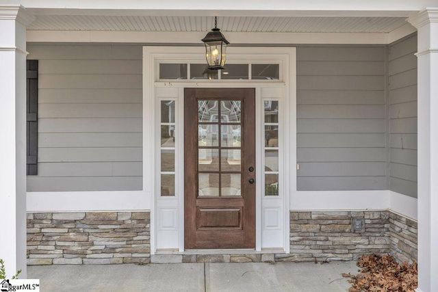 109 W Gunnery Court, Ninety Six, SC 29666